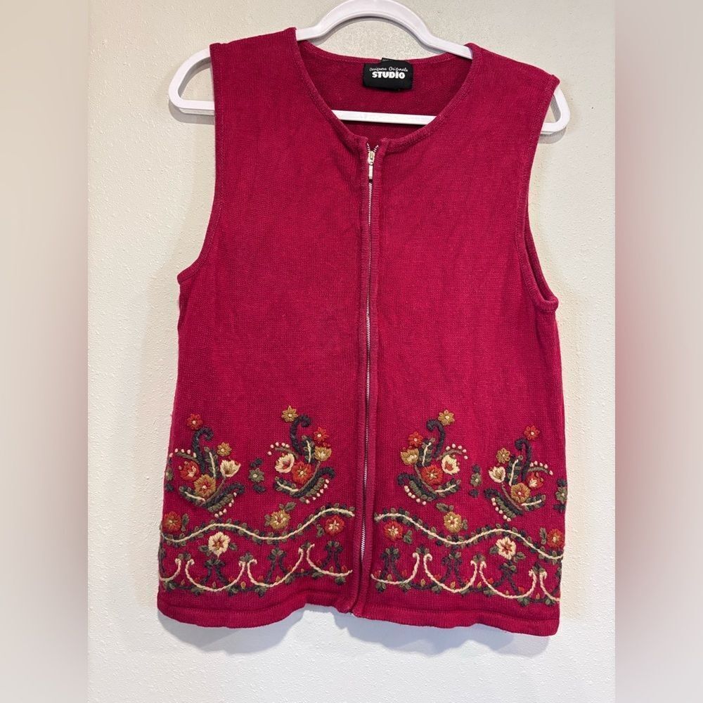 Vintage zip up  Sweater Vest  brand Designer Original Studio.